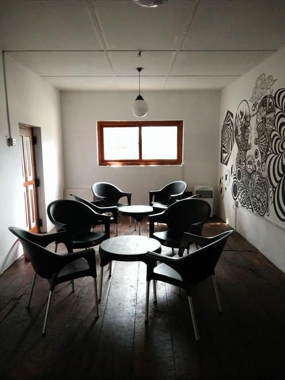 Hostel 107 كاندي المظهر الخارجي الصورة