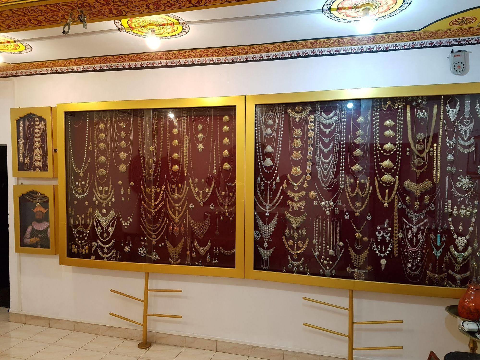 Hostel 107 كاندي المظهر الخارجي الصورة