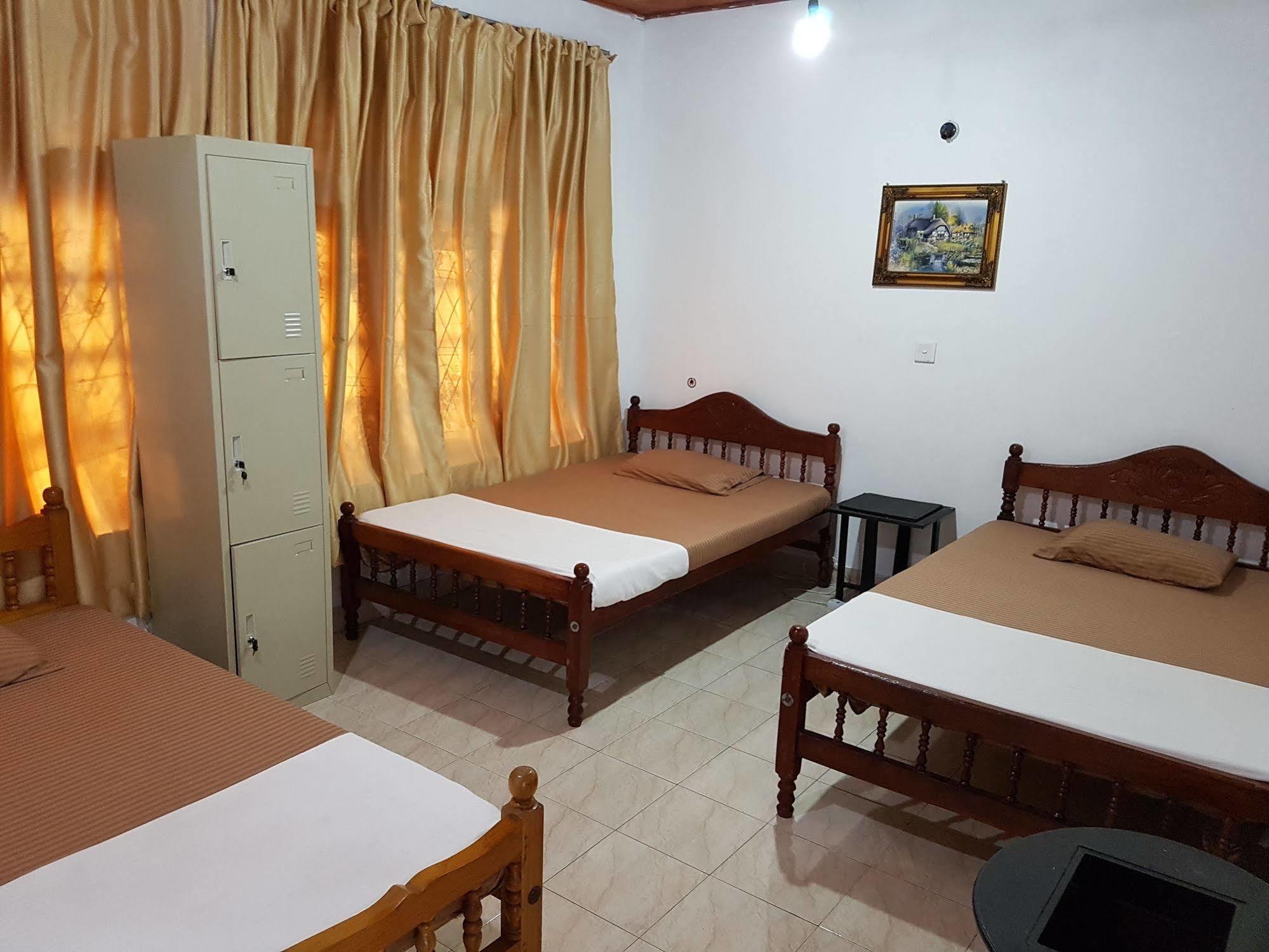 Hostel 107 كاندي المظهر الخارجي الصورة